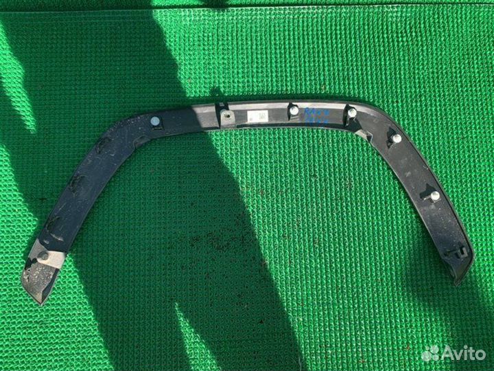 Накладка на крыло передняя правая Toyota Rav4