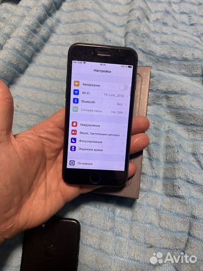 iPhone 8, 64 ГБ