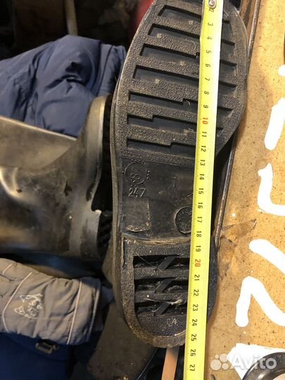 Болотные сапоги