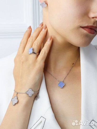 Van Cleef Arpels Кулон Золото Халцедон