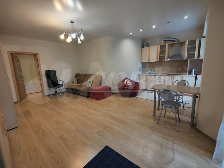 Квартира-студия, 42 м², 3/9 эт.