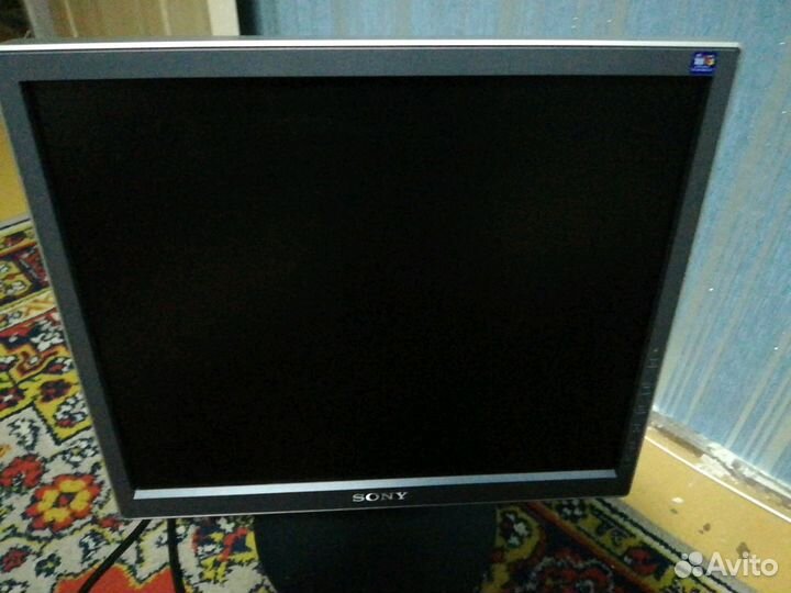 Монитор Sony 17