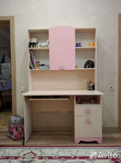 Компьютерный стол