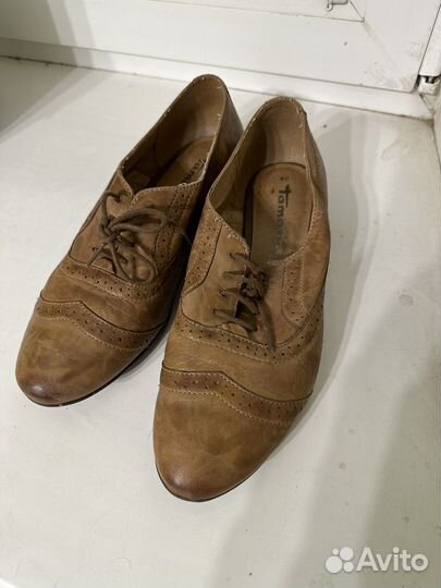 Туфли на шнуровке