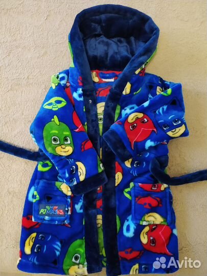 Новый махровый халат для мальчика 2-3 года