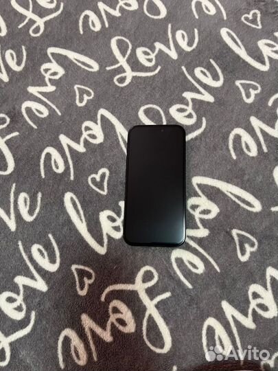 iPhone 15, 128 ГБ