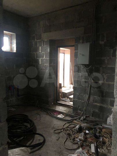 Дом 250 м² на участке 22 сот.