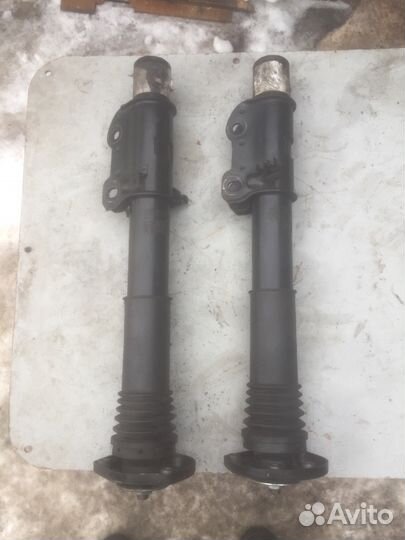 Амортизаторы на мерседес спринтер крафтер