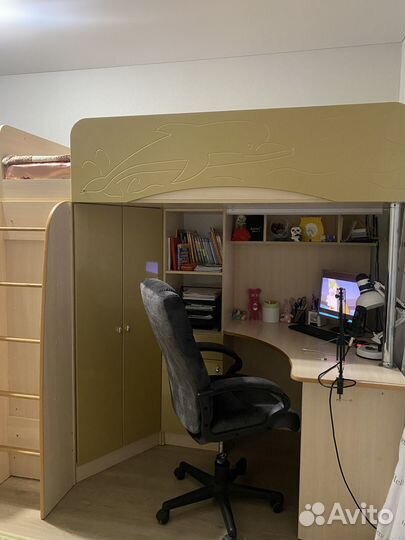 Уголок для школьника с кроватью