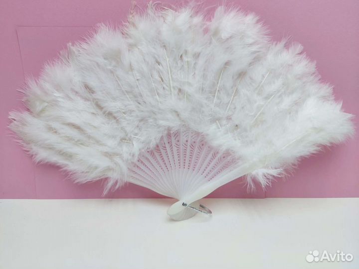 Веер с перьями и пухом, новый