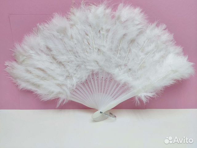 Веер с перьями и пухом, новый