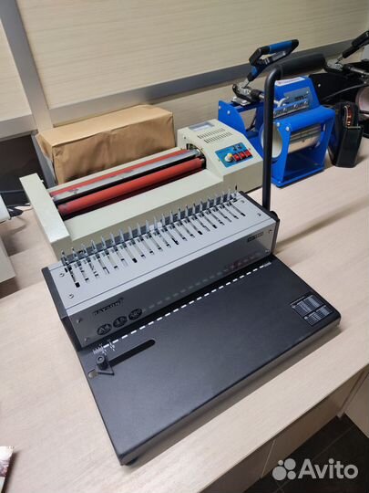 Переплетчик на пластиковую пружину Rayson A4