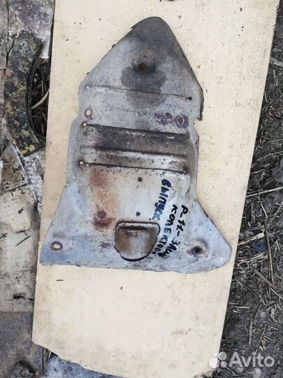 Защита выпускного коллектора Ниссан Премьера