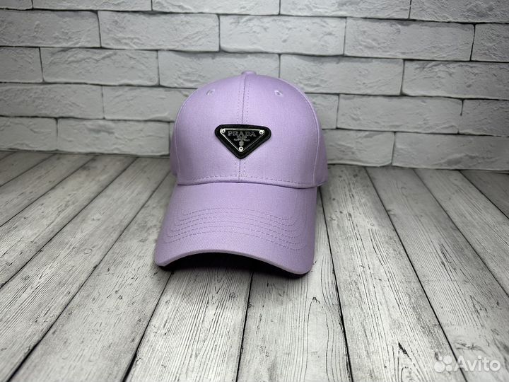 Бейсболка prada