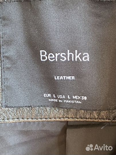 Кожаная куртка bershka