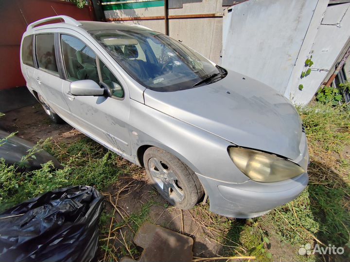 В Разборе Peugeot 307 Пежо 307 Дорестайлинг SW