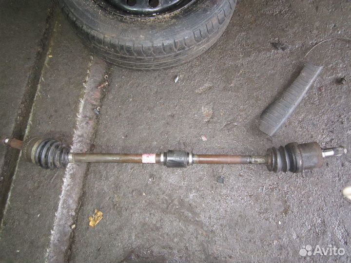 Привод правый Hyundai Getz 1.4-1.6 АКПП