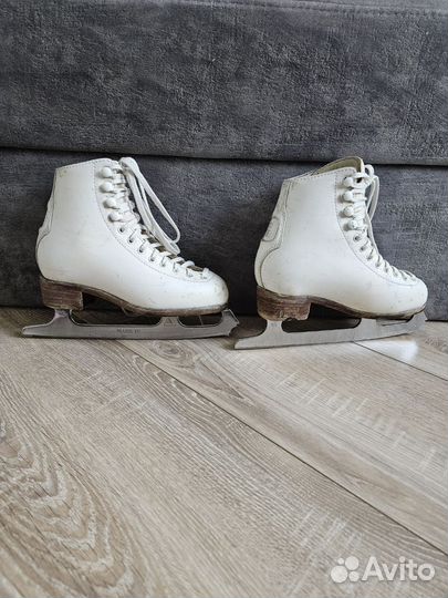 Коньки фигурные 32 LL Wifa