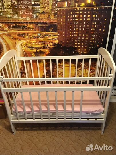 Детская кровать с матрасом