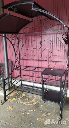 Мангал с крышей