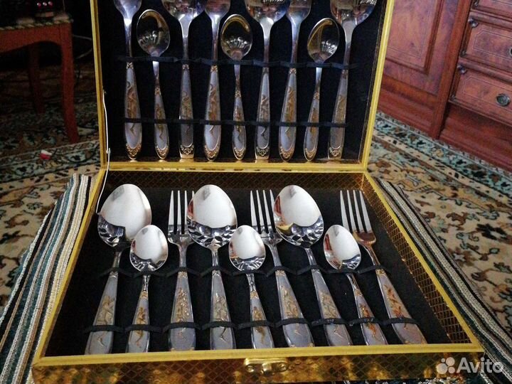 Набор столовых приборов