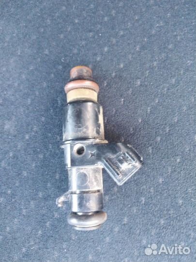 Форсунка топливная на Хонду Сивик 5D