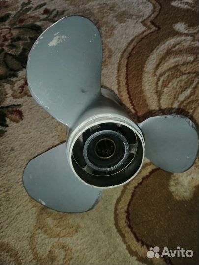 Винт для моторной лодки