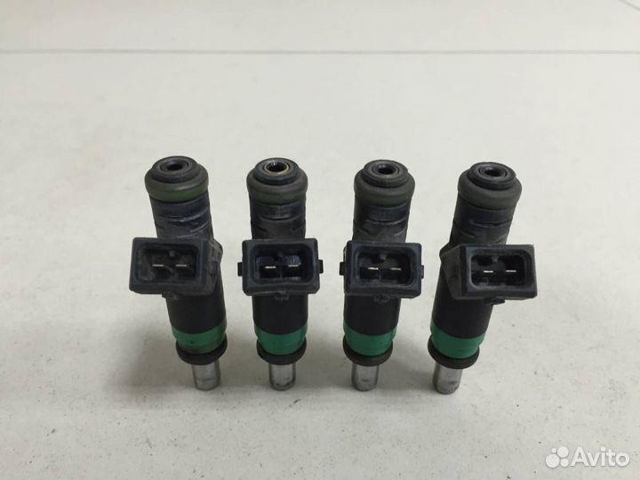 Форсунка инжекторная электрическая Ford Focus 2 DA