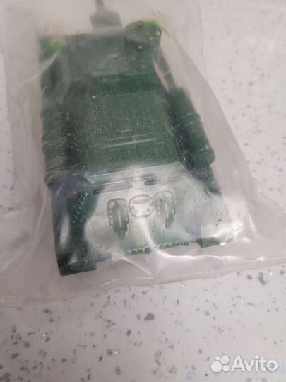 Танк СССР су 100 новый, в заводской упаковке