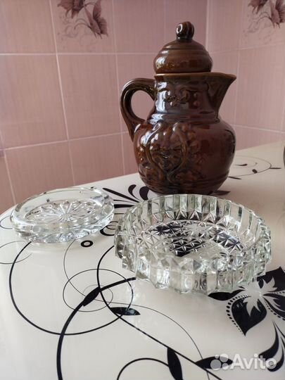 Кувшин, пепельница, кружка пивная, заварник