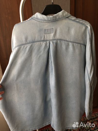 Джинсовая рубашка