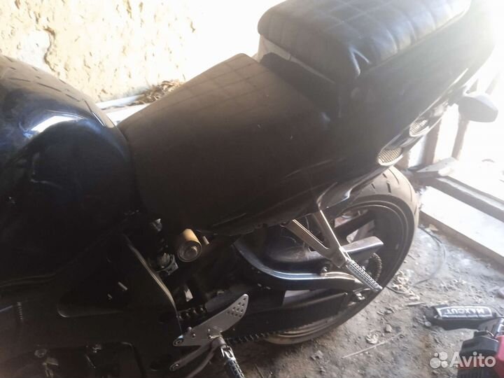 Honda cbr 900
