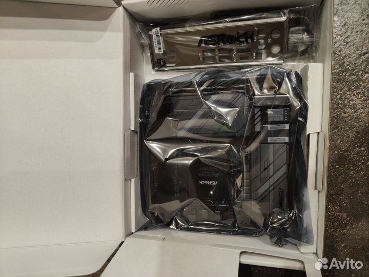 Материнская плата ASRock z790m-itx wi-fi