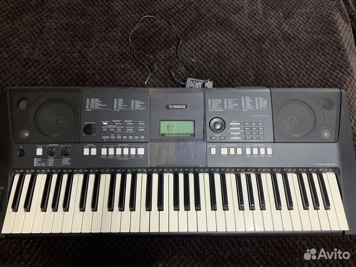 Синтезатор yamaha psr e423