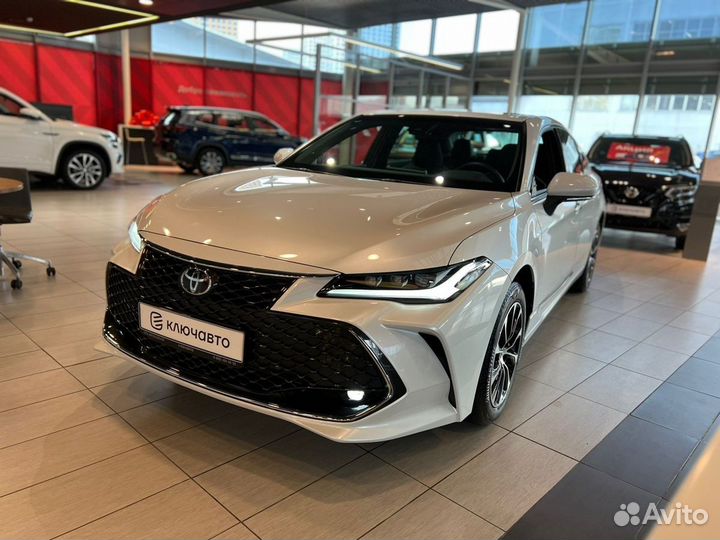 Toyota Avalon 2.5 AT, 2022
