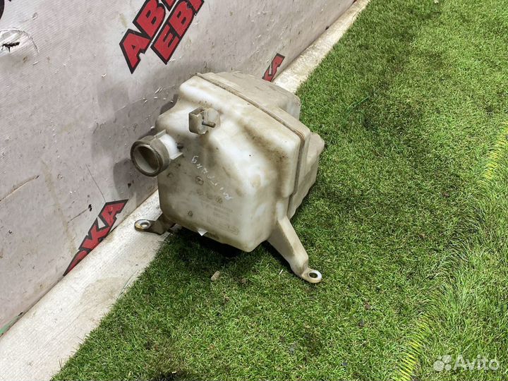 Расширительный бачок джили эмгранд ес7