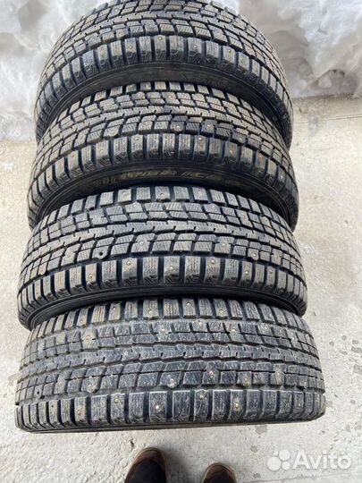 Dunlop SP Winter Ice 01 185/65 R15 88T