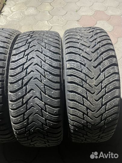 Nokian Tyres Hakkapeliitta 8 SUV 225/60 R17