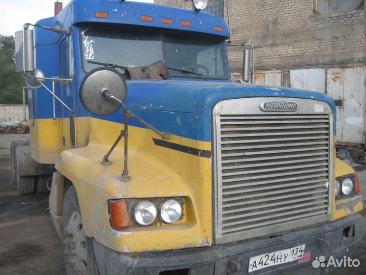 Капот Фредлайнер FLD 120