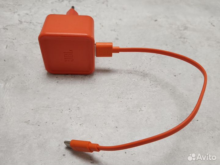 Беспроводные наушники jbl