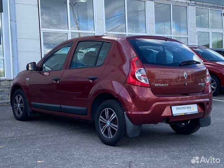 Renault Sandero, 2013