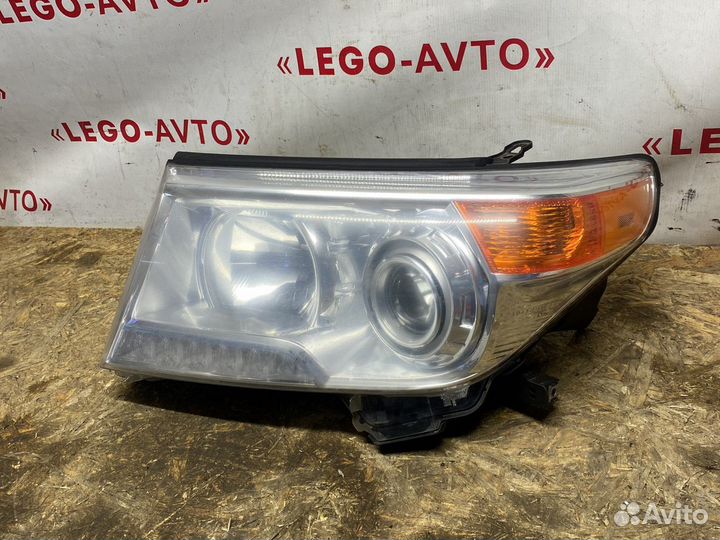 Toyota Land Cruiser 200 левая фара