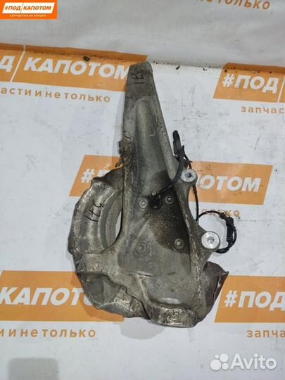 Кулак правый BMW 5 F10 2011