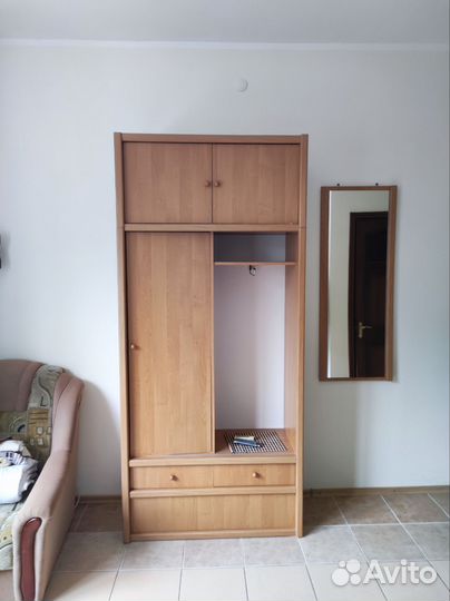 Шкаф