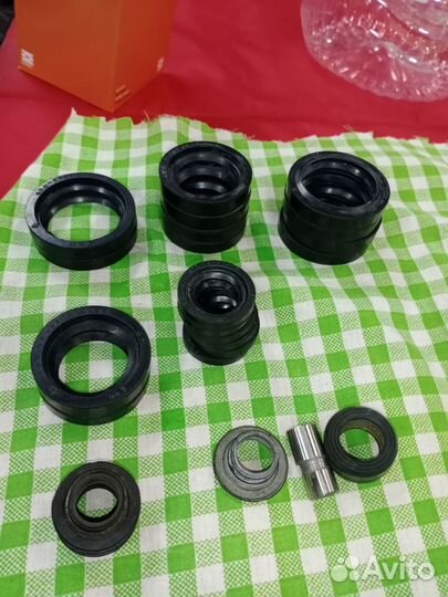 Комплект сальников Москвич