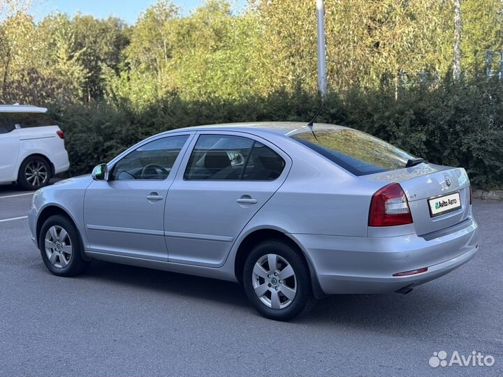 Skoda Octavia 1.6 AT, 2012, 102 992 км