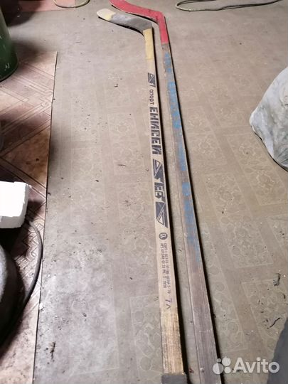 Клюшка хоккейная