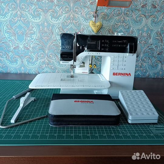 Швейная машина Bernina B380