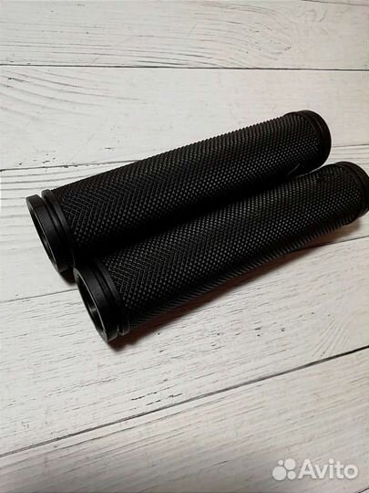 Грипсы для велосипеда