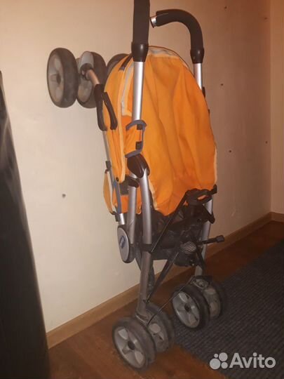 Прогулочная коляска